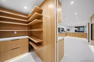 7376 Fay Ave, La Jolla, CA 92037 - Photo 17