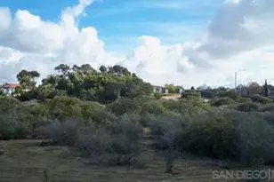 945 E J St, Chula Vista, CA 91910 - Photo 3