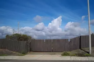 945 E J St, Chula Vista, CA 91910 - Photo 1