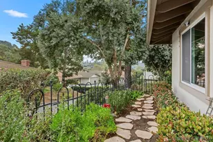 115 Vallarta Ct, Solana Beach, CA 92075 - Photo 37