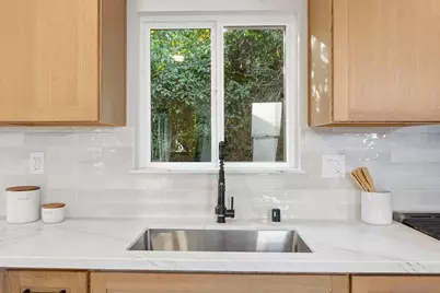  4662 Bancroft St, San Diego, CA 92116 - Photo 9