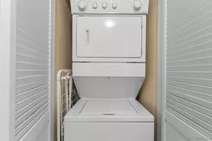 2400 Fifth Ave, San Diego, CA 92101 - Photo 15