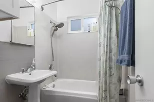 5038-40 W Point Loma Blvd, San Diego, CA 92107 - Photo 15