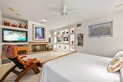  7215 Daffodil Pl, Carlsbad, CA 92011 - Photo 23