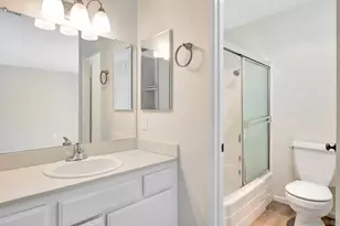 1480 Bridgeview Dr, San Diego, CA 92105 - Photo 17