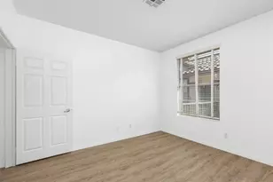 10878 Sabre Hill Dr, San Diego, CA 92128 - Photo 19