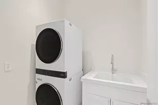 7216 Fay Ave, La Jolla, CA 92037 - Photo 17