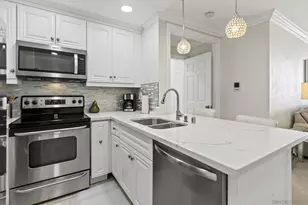 999 N Pacific St, Oceanside, CA 92054 - Photo 5