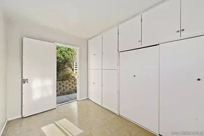  6371 Celia Vista Dr, San Diego, CA 92115 - Photo 23