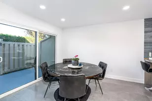 4718 Amberwood Ct, Carlsbad, CA 92008 - Photo 7