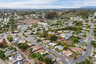 2713 Lancelot Dr, Oceanside, CA 92054 - Photo 39