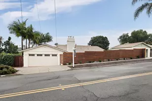 2713 Lancelot Dr, Oceanside, CA 92054 - Photo 35