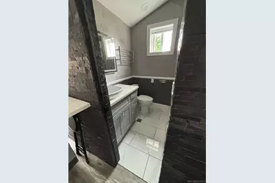  2033 Garnet Ave, Pacific Beach, CA 92109 - Photo 65