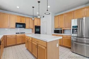 45256 Chateau Ct, Temecula, CA 92592 - Photo 5