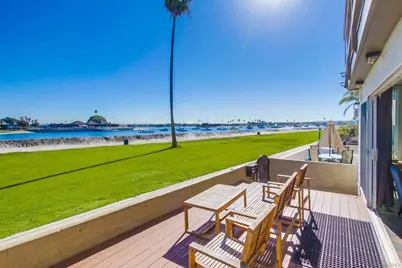  3686 Bayside Walk, San Diego, CA 92109 - Photo 9