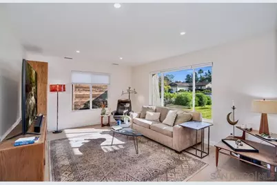  9050 Capricorn Way, San Diego, CA 92126 - Photo 9