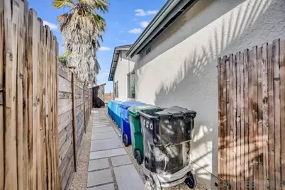  9050 Capricorn Way, San Diego, CA 92126 - Photo 43