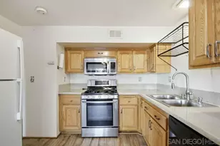 7044 Deerhurst Ct, San Diego, CA 92139 - Photo 9