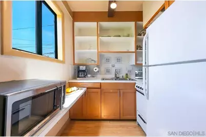  370-72 Nautilus St, La Jolla, CA 92037 - Photo 21