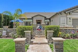 39563 Freemark Abbey, Murrieta, CA 92563 - Photo 3