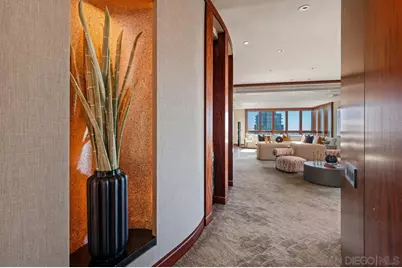  700 Front St #2701, San Diego, CA 92101 - Photo 3