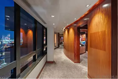  700 Front St #2701, San Diego, CA 92101 - Photo 39