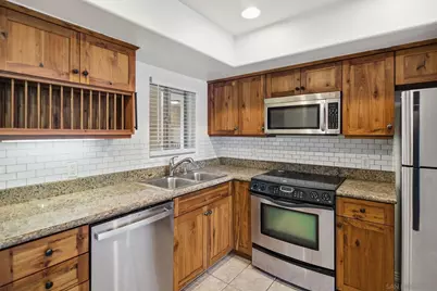  801 W Hawthorn St #203, San Diego, CA 92101 - Photo 5