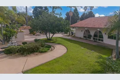  3290 Loma Riviera Dr, San Diego, CA 92110 - Photo 31