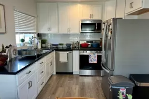 526 4 Th St, Encinitas, CA 92024 - Photo 1