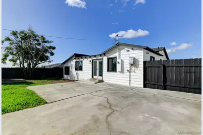  5465 Encina Dr, San Diego, CA 92114 - Photo 15