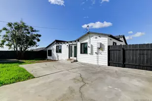 5465 Encina Dr, San Diego, CA 92114 - Photo 15