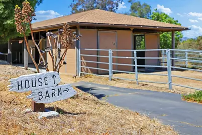  974 Via Hillview, Fallbrook, CA 92028 - Photo 7