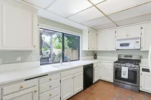 248 Avenida De Los Claveles, Encinitas, CA 92024 - Photo 19