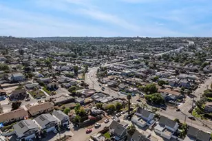 3101 King Arthurs Ct, Spring Valley, CA 91977 - Photo 9