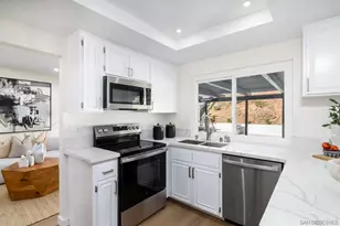 13330 Canyon Back Ln, Poway, CA 92064 - Photo 17