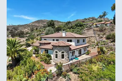 2342 Carioca Pl, Vista, CA 92084 - Photo 1