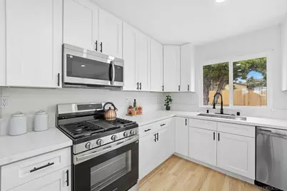  1325 First Ave, Chula Vista, CA 91911 - Photo 3