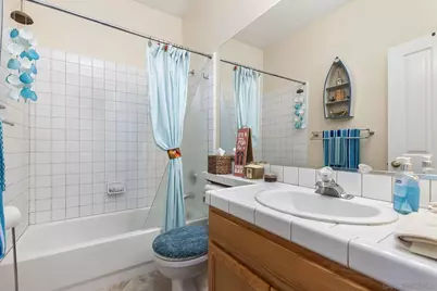 1935 Cresthaven Dr, Vista, CA 92084 - Photo 21