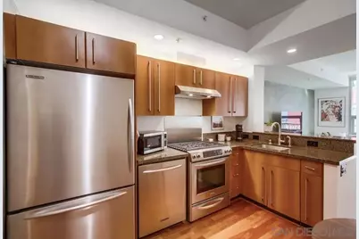  321 10th Ave #903, San Diego, CA 92101 - Photo 3