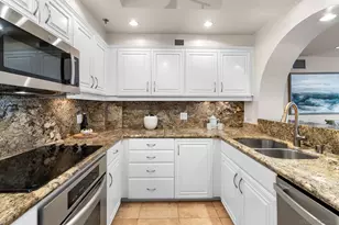 100 Harbor Dr, San Diego, CA 92101 - Photo 11