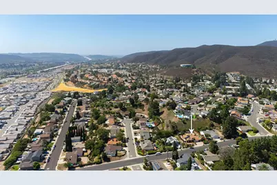  11225 Madrigal St, San Diego, CA 92129 - Photo 11