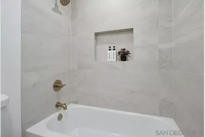  5580 Caminito Consuelo, La Jolla, CA 92037 - Photo 33
