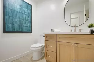 5580 Caminito Consuelo, La Jolla, CA 92037 - Photo 17