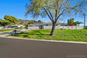 1421 Teton Dr, El Cajon, CA 92021 - Photo 3