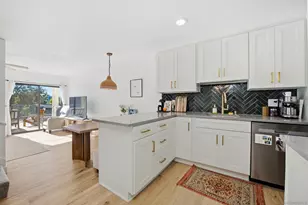 2352 Caringa, Carlsbad, CA 92009 - Photo 3