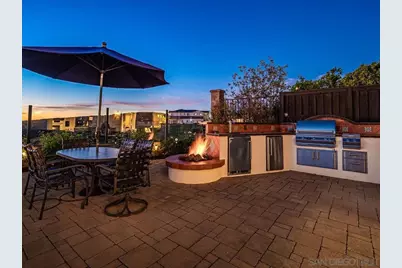  7135 Sitio Caliente, Carlsbad, CA 92009 - Photo 9