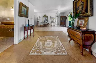 5628 Desert View Dr, La Jolla, CA 92037 - Photo 21