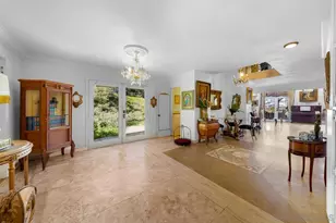 5628 Desert View Dr, La Jolla, CA 92037 - Photo 37