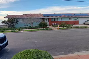 1060 Alexandria Dr, San Diego, CA 92107 - Photo 1