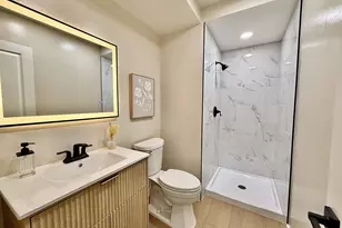 370 Rosecrans St, San Diego, CA 92106 - Photo 29